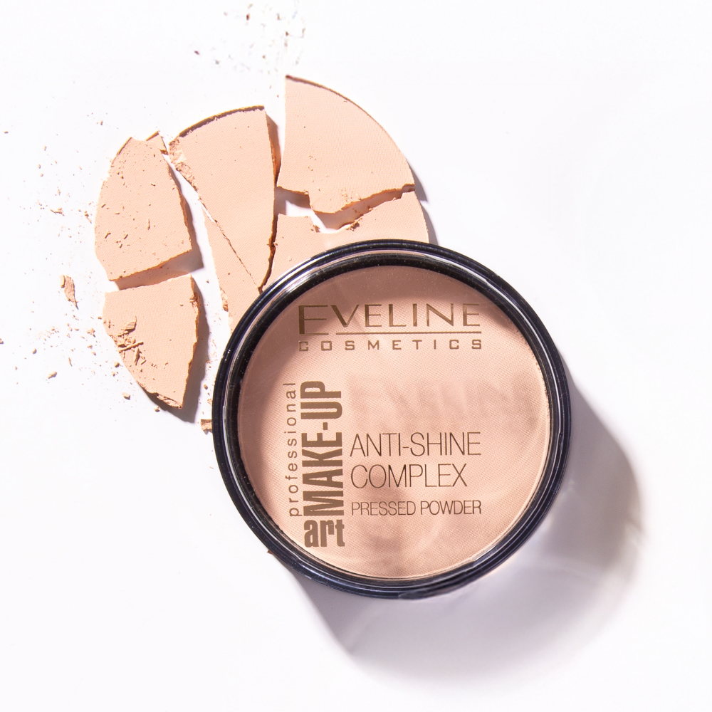 Mattifying mineral powder with silk - 2
